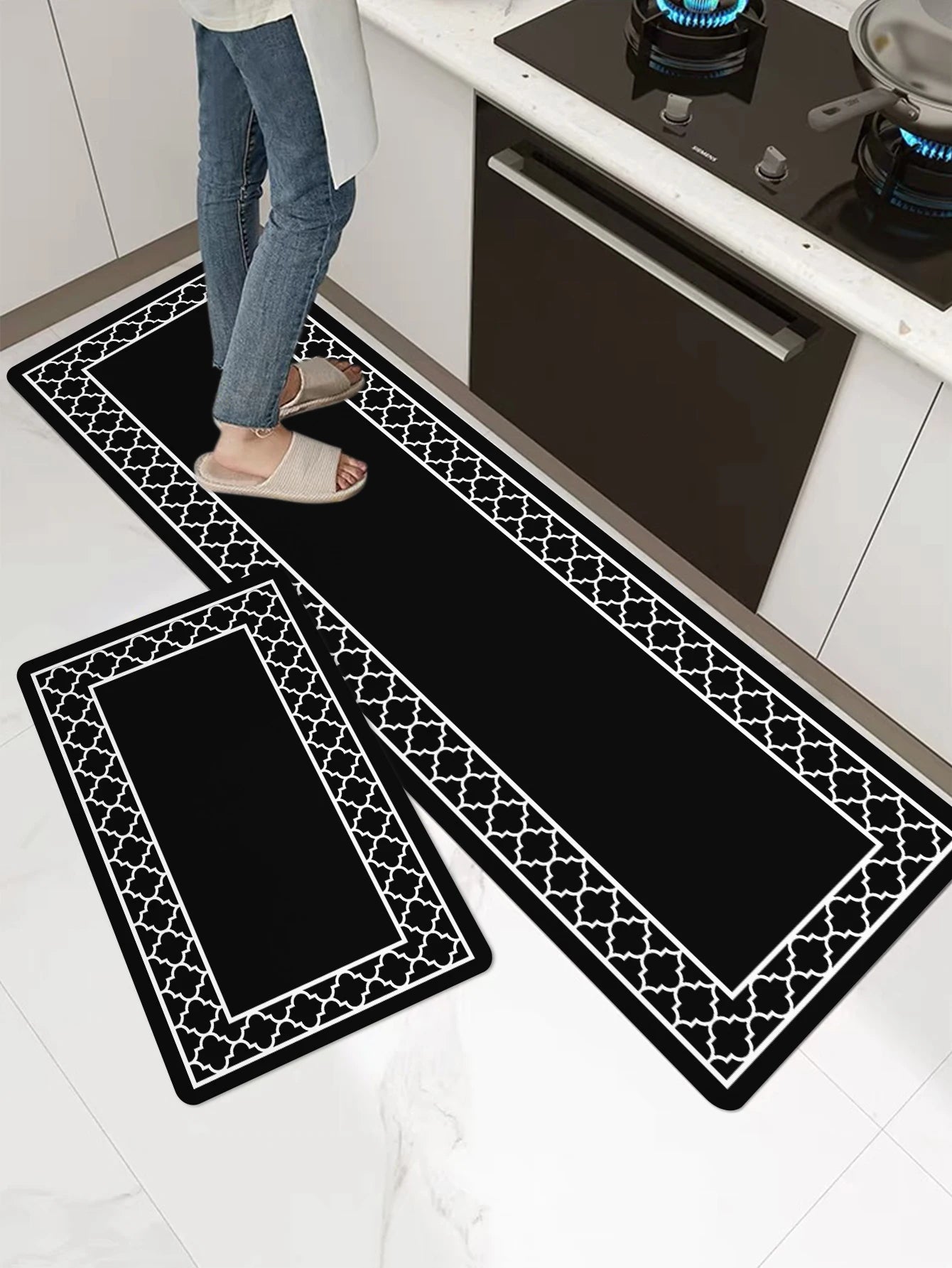 1pc Black Kitchen Mat Carpet Floor Mat Washable Home Entrance Doormat Bedroom Carpet Living Room Decorative